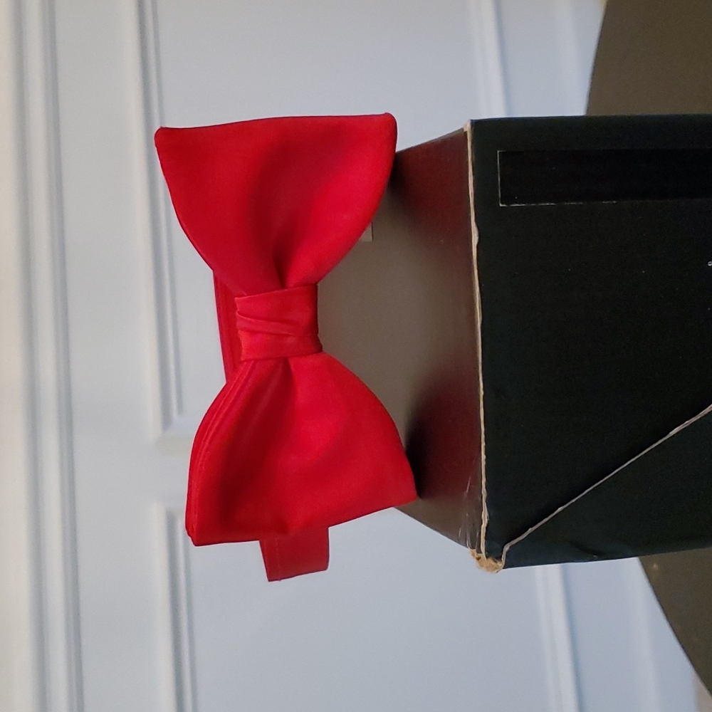 Red Bowtie